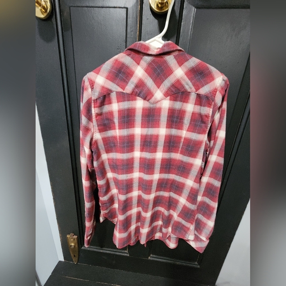 Levi's Red Plaid Button-Up Shirt, Large - Picture 4 of 4